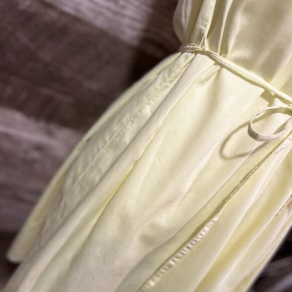 H&M yellow sleeveless fit and flare cotton sundress - 4 - 🙂3/$15 - Picture 2 of 9